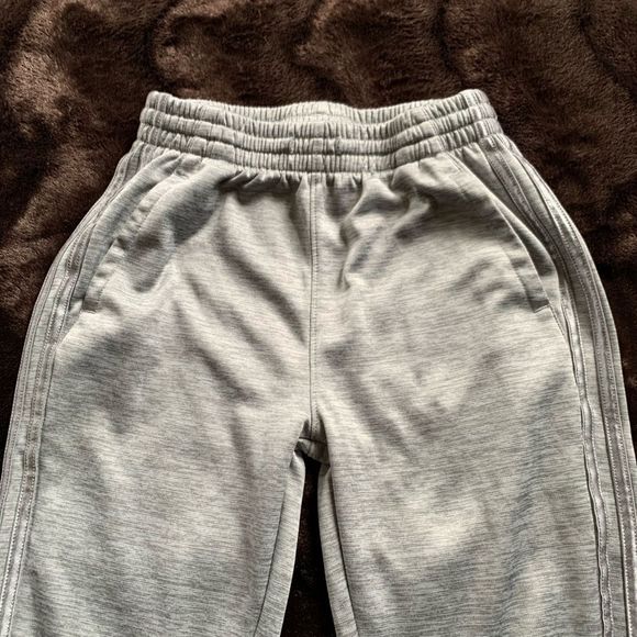 Adidas joggers - Picture 3 of 6